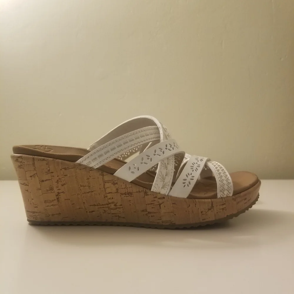 Skechers White Wedge Sandals - Picture 5 of 9